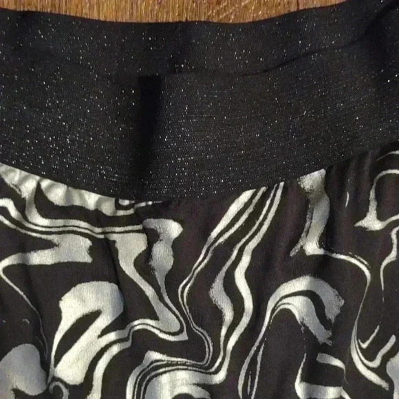 Adidas Aero ready Glam On  skort size medium - Picture 3 of 5